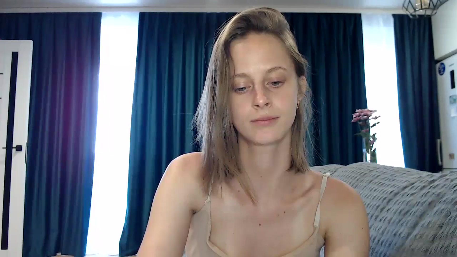 Gallery image thumbnail from mimiMILFal's myfreecams stream on, 06/17/2024, 12:06 image 8 of 20