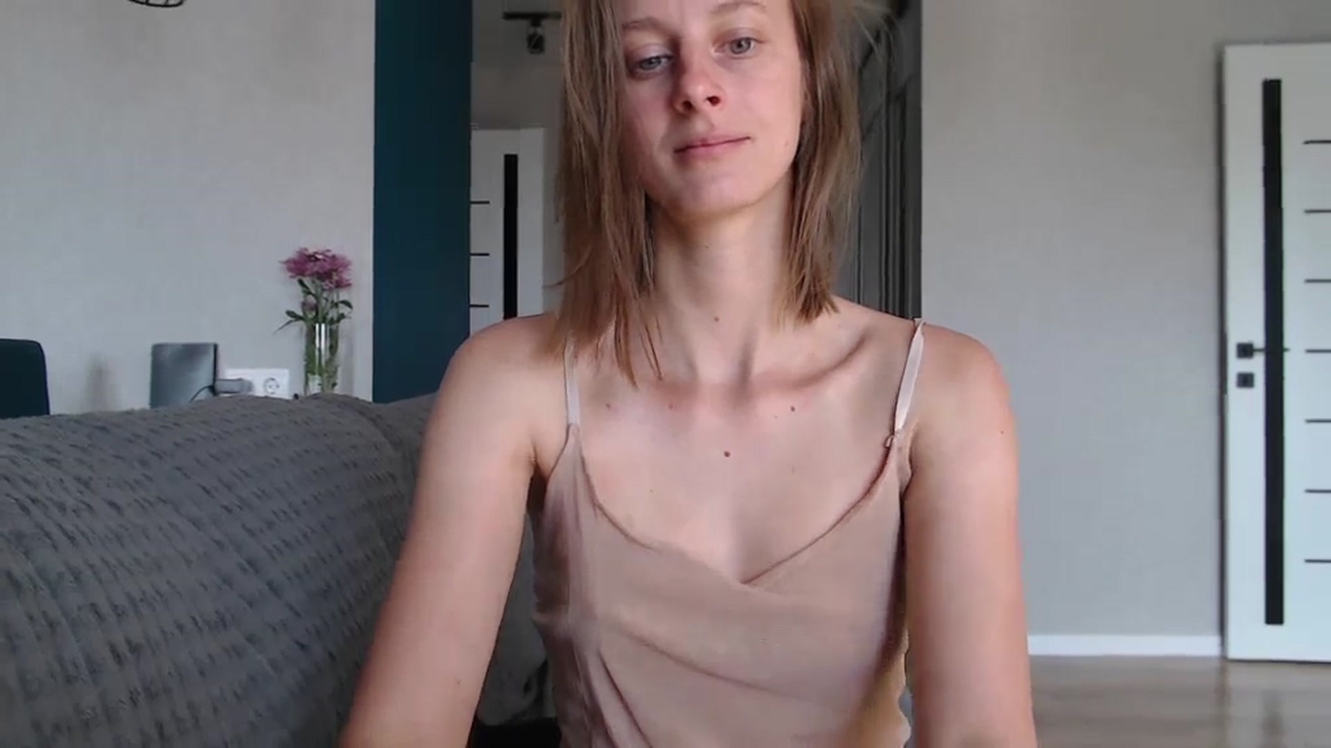 Gallery image thumbnail from mimiMILFal's myfreecams stream on, 06/19/2024, 05:11 image 11 of 20