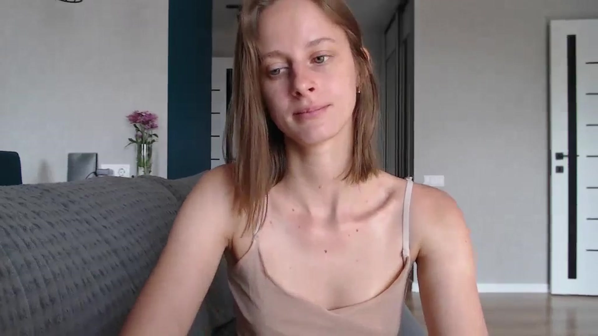 Gallery image thumbnail from mimiMILFal's myfreecams stream on, 06/19/2024, 05:11 image 18 of 20