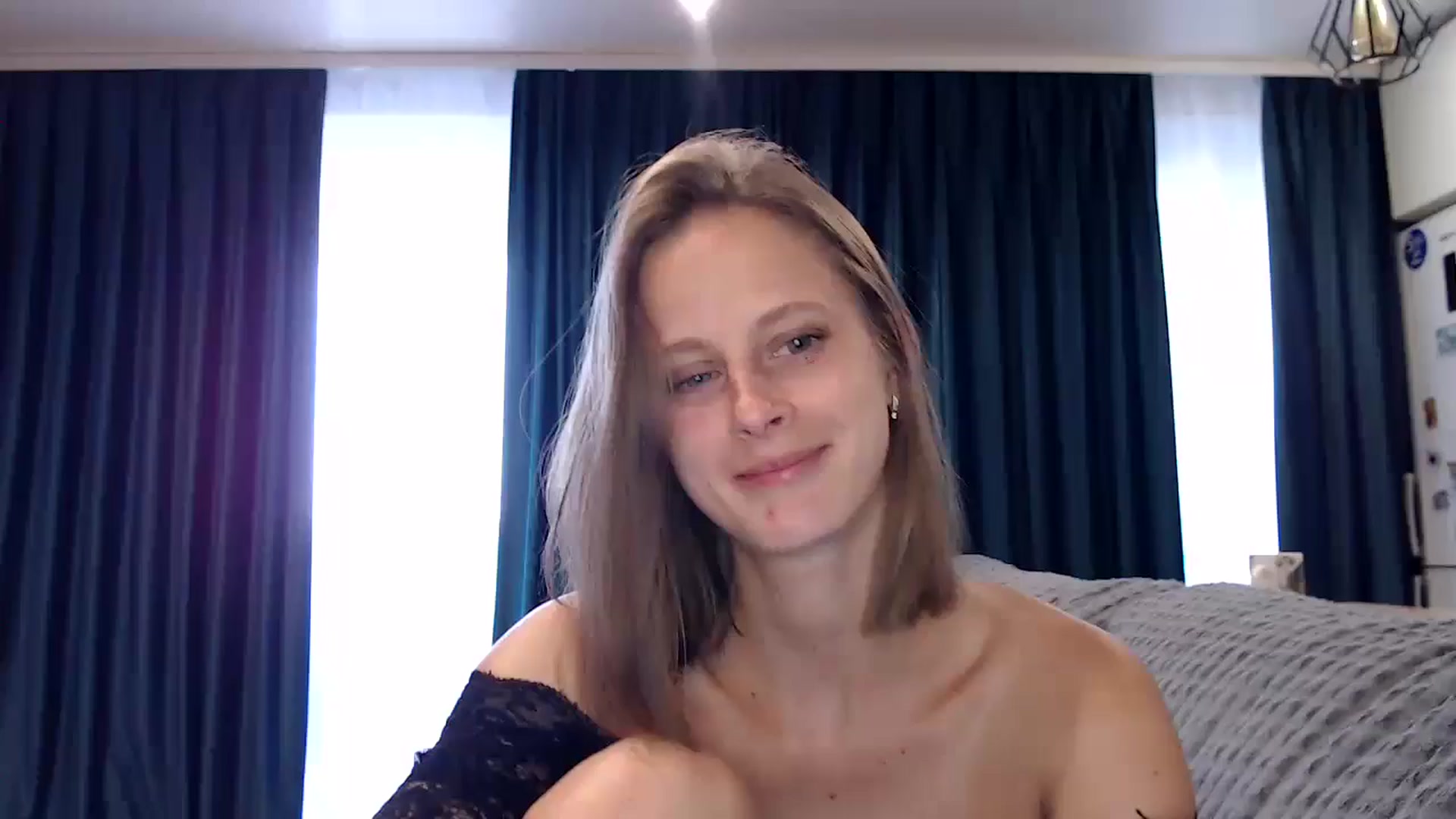 Gallery image thumbnail from mimiMILFal's myfreecams stream on, 07/07/2024, 13:51 image 18 of 20