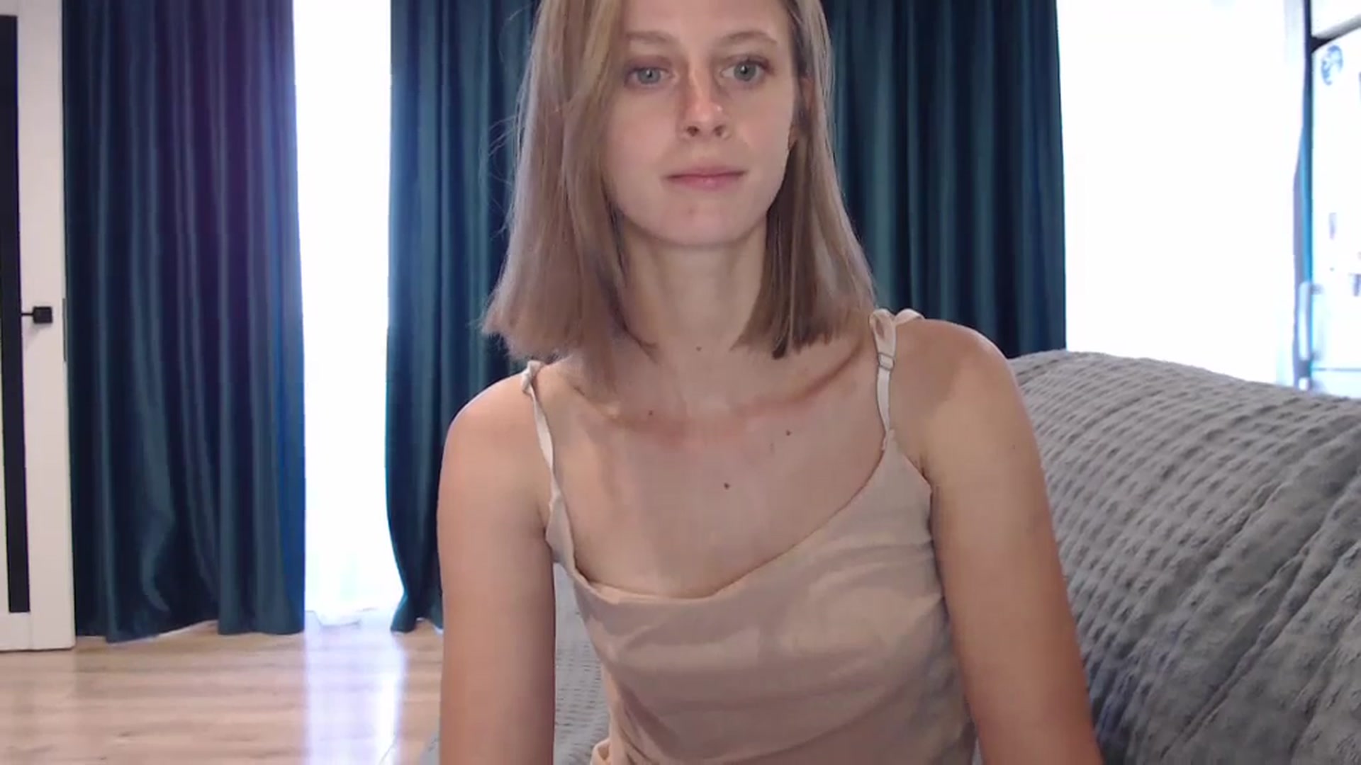 Gallery image thumbnail from mimiMILFal's myfreecams stream on, 07/15/2024, 14:34 image 7 of 20