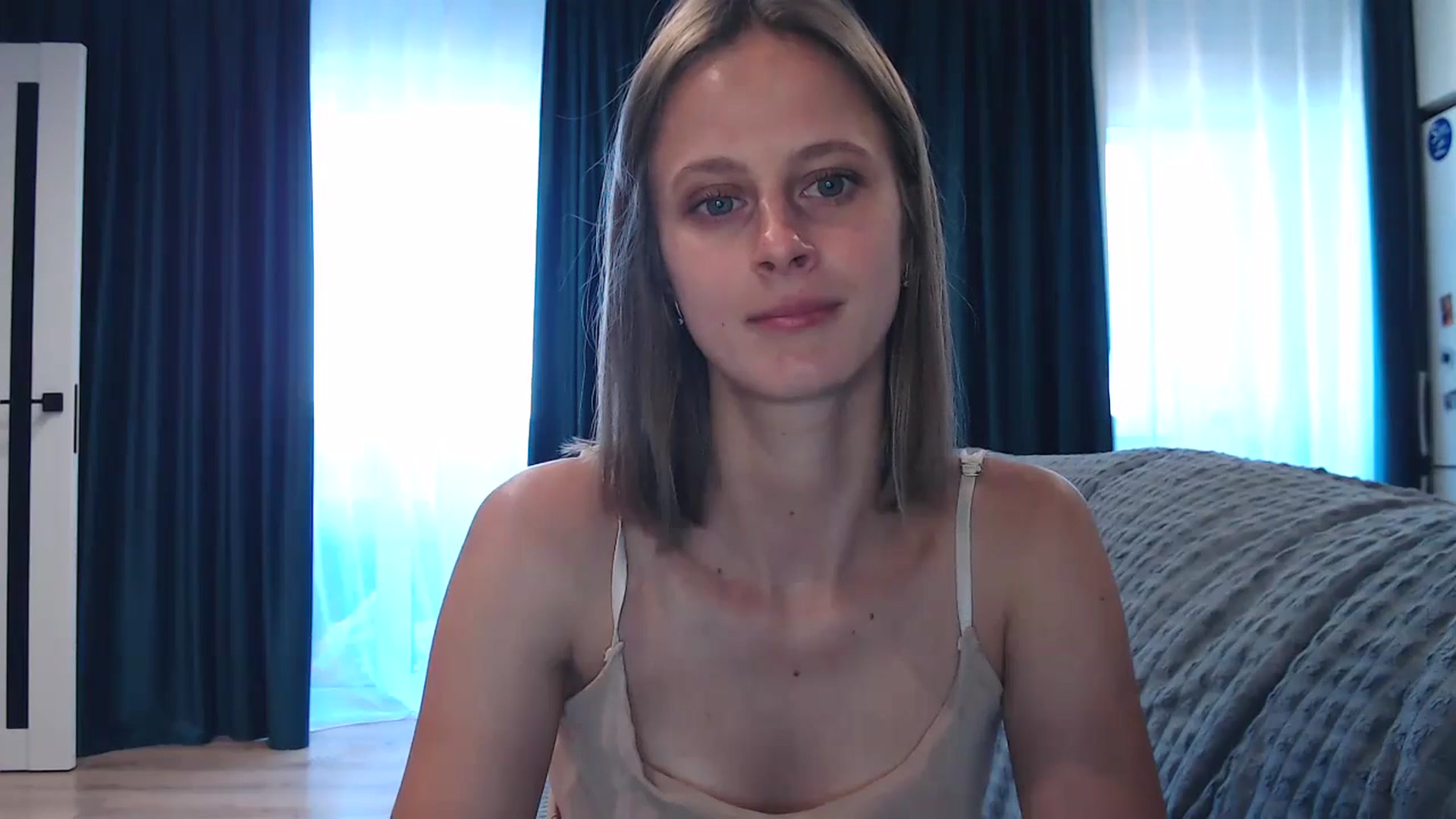 Gallery image thumbnail from mimiMILFal's myfreecams stream on, 07/16/2024, 14:50 image 4 of 20