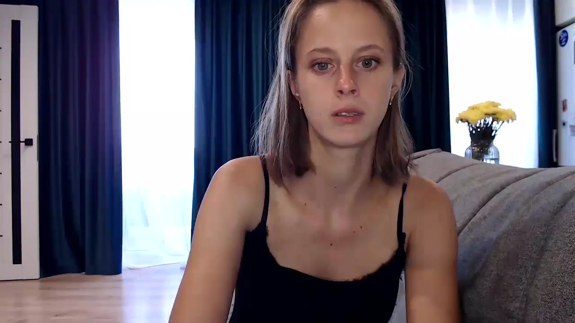 Gallery image thumbnail from mimiMILFal's myfreecams stream on, 07/18/2024, 13:45 image 10 of 20