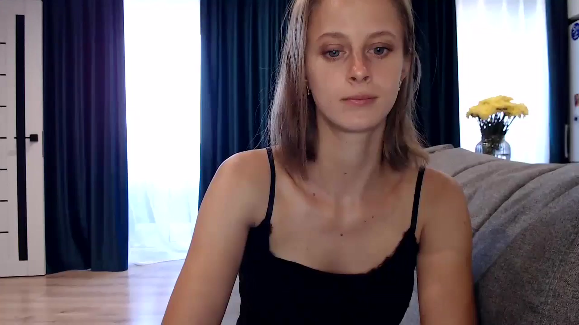 Gallery image thumbnail from mimiMILFal's myfreecams stream on, 07/18/2024, 14:15 image 12 of 20