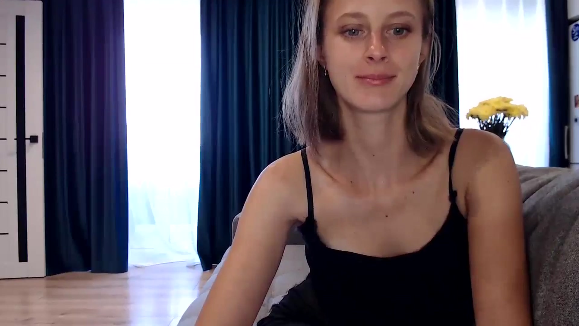 Gallery image thumbnail from mimiMILFal's myfreecams stream on, 07/18/2024, 14:15 image 5 of 20