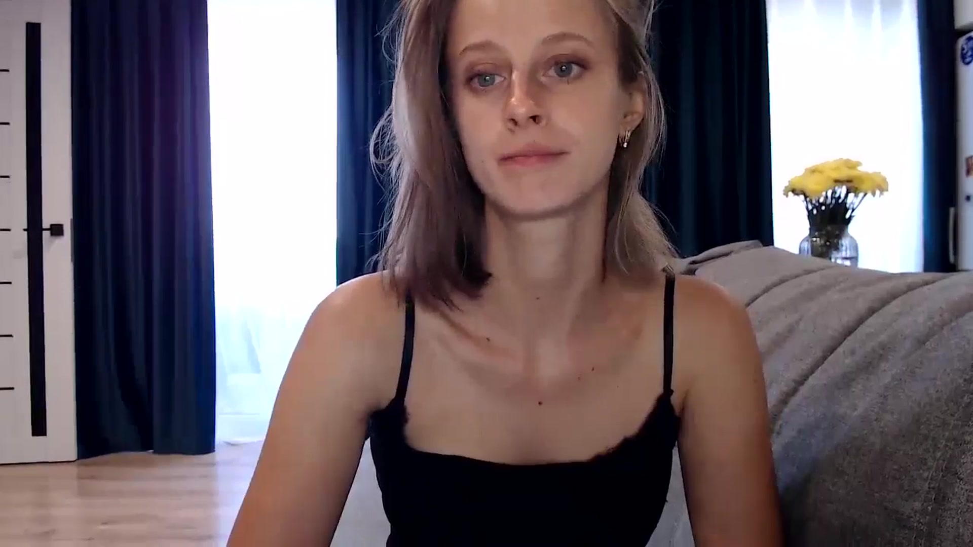 Gallery image thumbnail from mimiMILFal's myfreecams stream on, 07/18/2024, 14:15 image 17 of 20