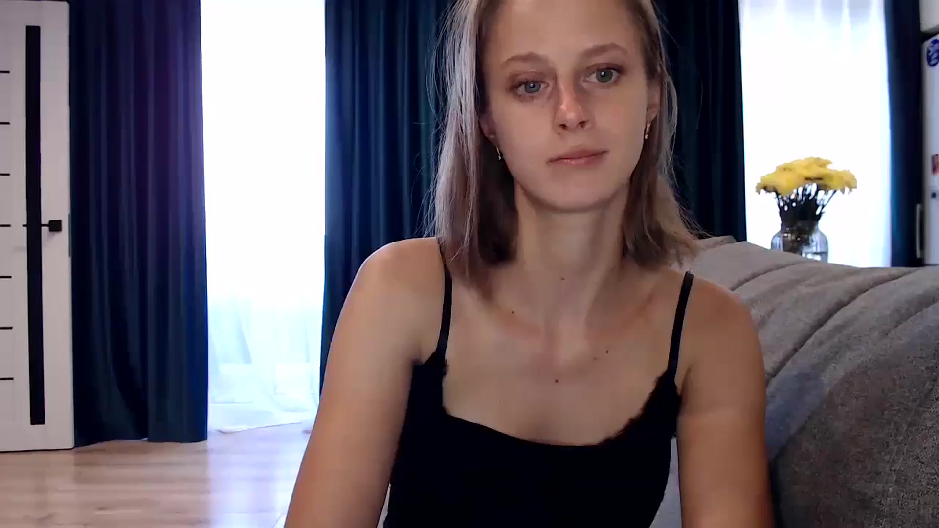 Gallery image thumbnail from mimiMILFal's myfreecams stream on, 07/18/2024, 14:15 image 10 of 20