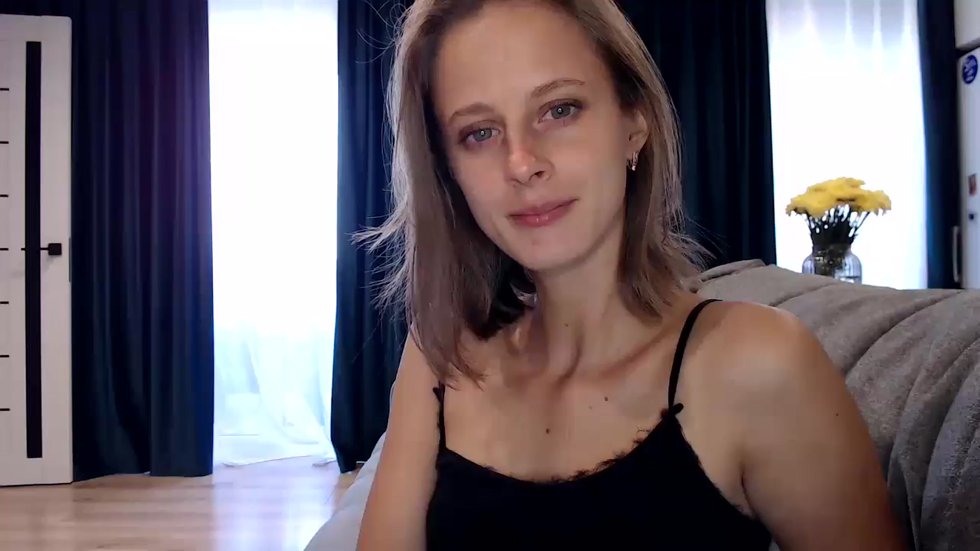 Gallery image thumbnail from mimiMILFal's myfreecams stream on, 07/18/2024, 14:35 image 1 of 20