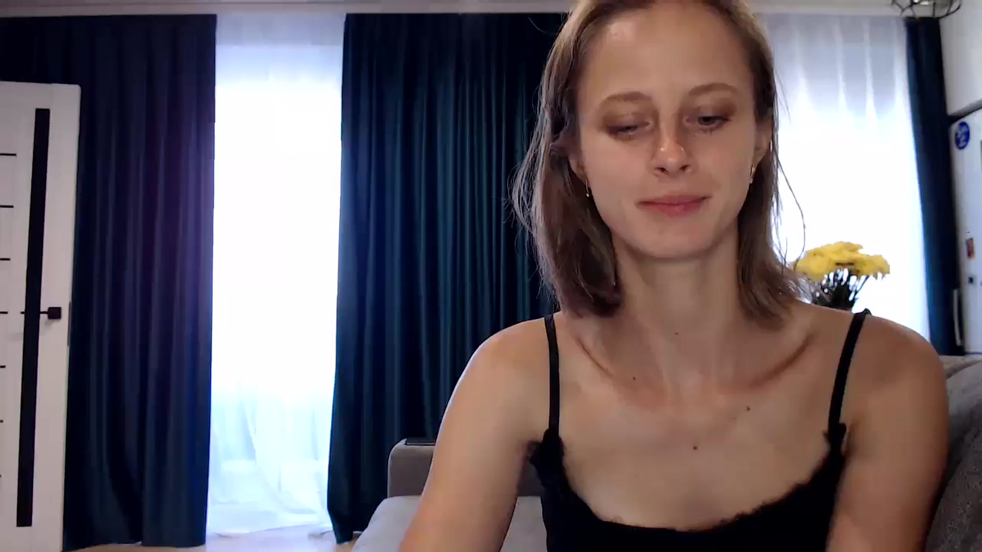 Gallery image thumbnail from mimiMILFal's myfreecams stream on, 07/18/2024, 14:35 image 5 of 20