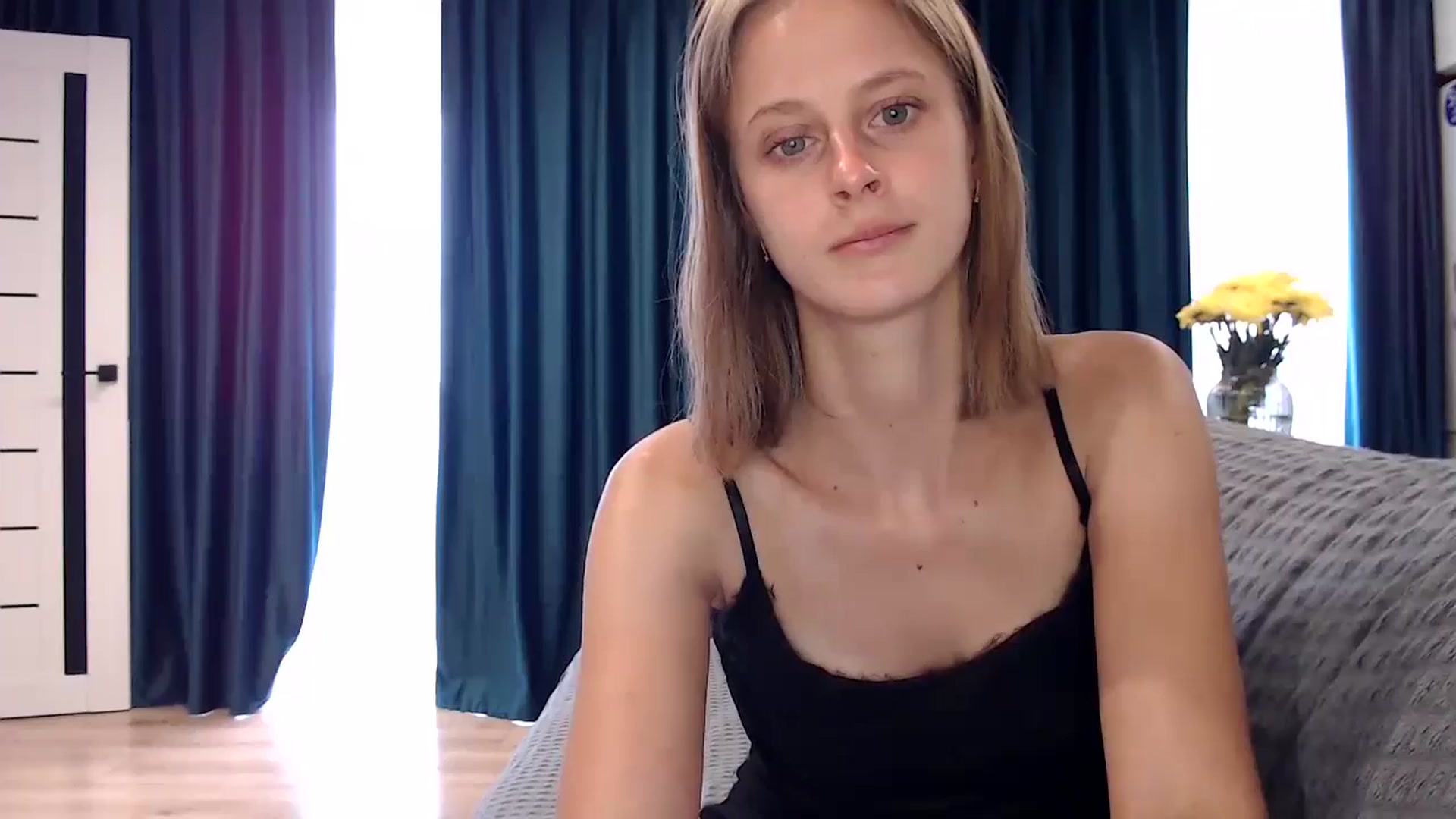 Gallery image thumbnail from mimiMILFal's myfreecams stream on, 07/19/2024, 13:40 image 6 of 20