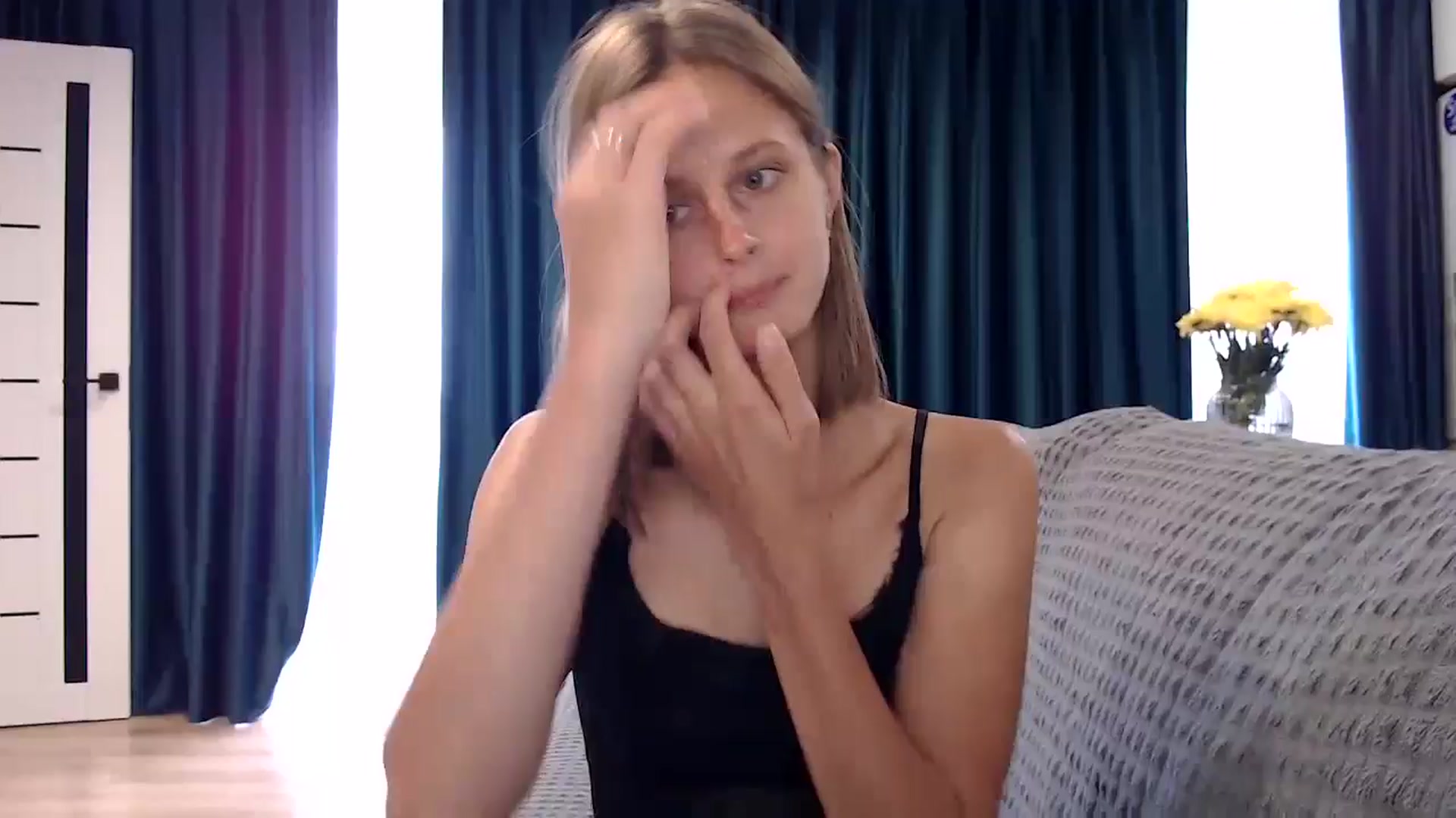 Gallery image thumbnail from mimiMILFal's myfreecams stream on, 07/19/2024, 13:40 image 1 of 20