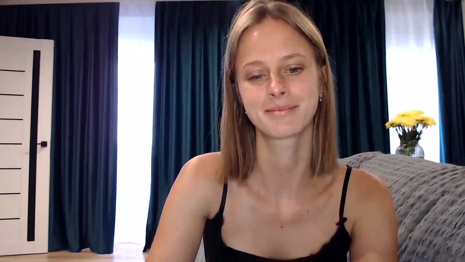 Gallery image thumbnail from mimiMILFal's myfreecams stream on, 07/19/2024, 14:24 image 17 of 20