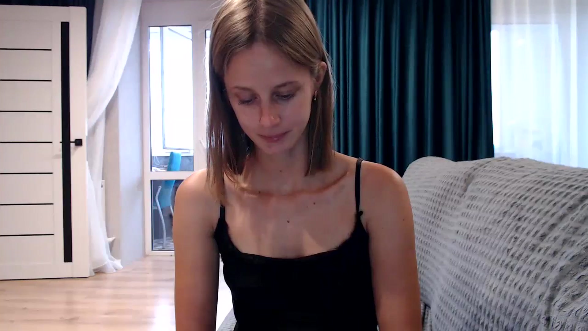 Gallery image thumbnail from mimiMILFal's myfreecams stream on, 07/19/2024, 16:17 image 3 of 20