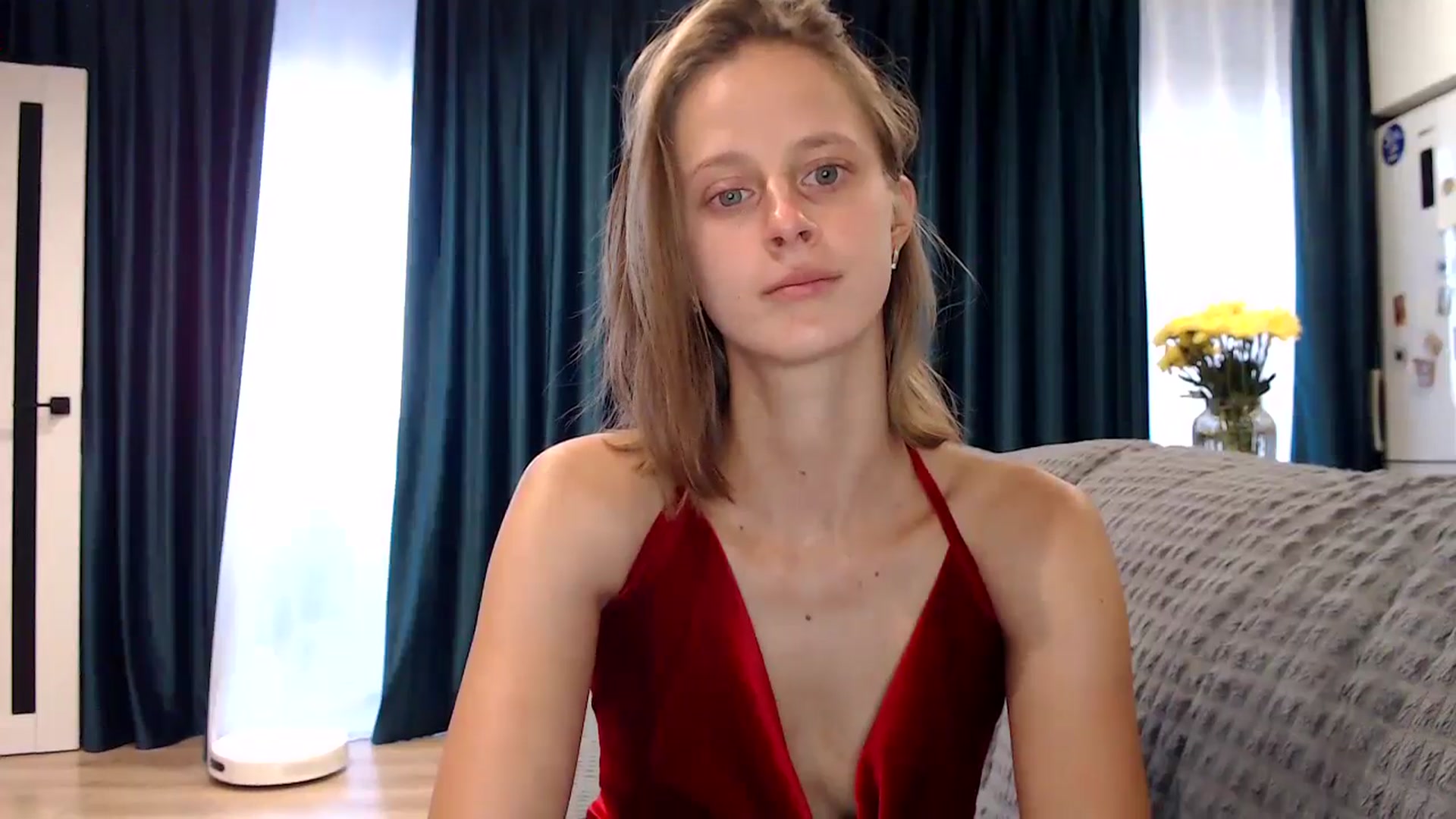 Gallery image thumbnail from mimiMILFal's myfreecams stream on, 07/21/2024, 16:18 image 4 of 20