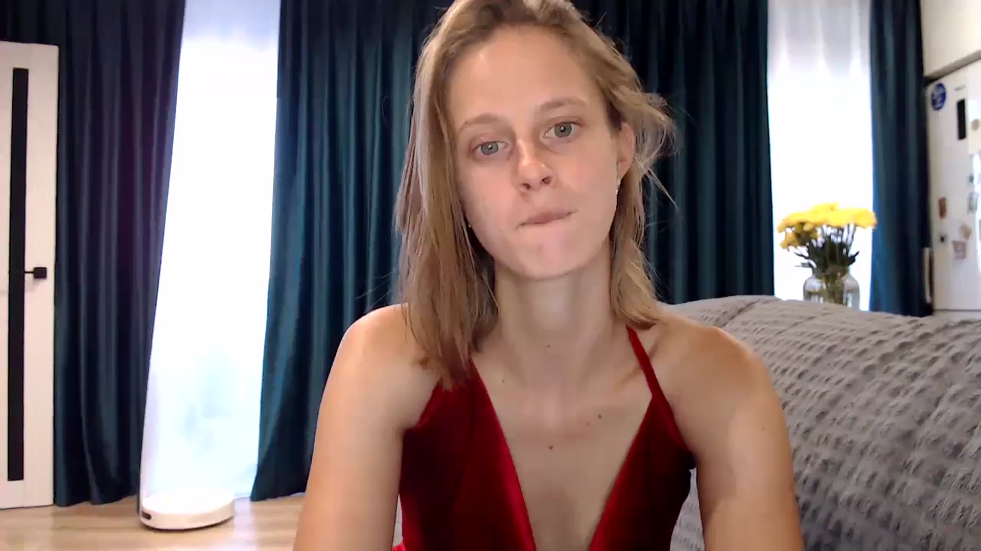 Gallery image thumbnail from mimiMILFal's myfreecams stream on, 07/21/2024, 16:18 image 7 of 20