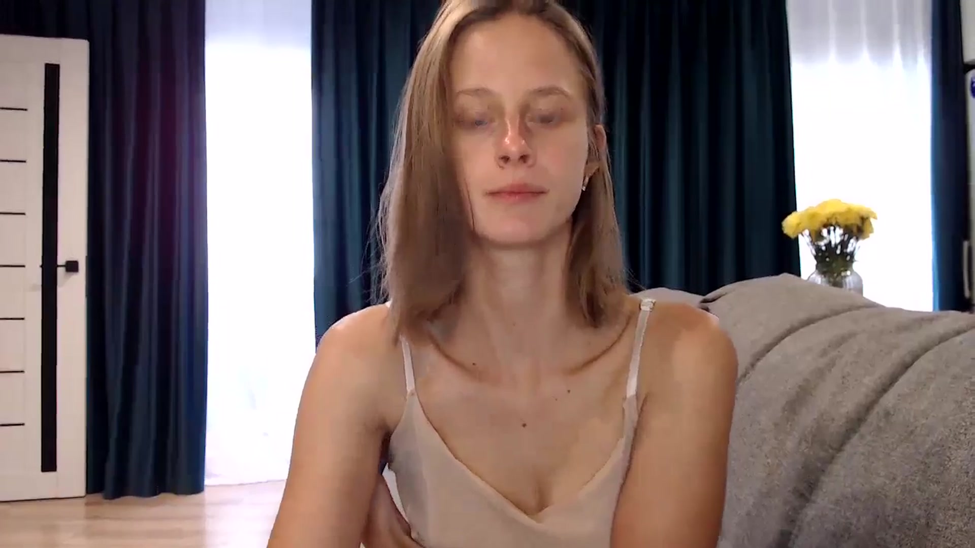 Gallery image thumbnail from mimiMILFal's myfreecams stream on, 07/25/2024, 13:17 image 6 of 20