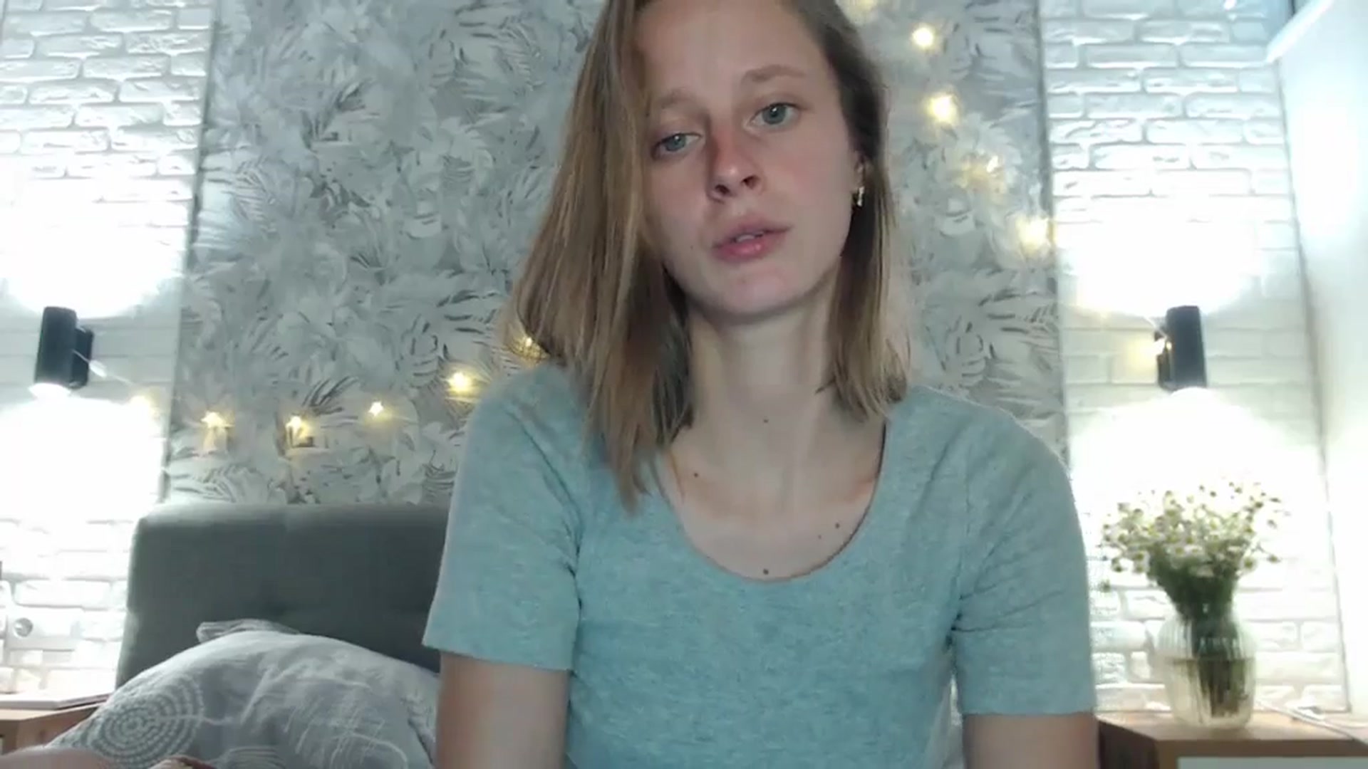 Gallery image thumbnail from mimiMILFal's myfreecams stream on, 08/04/2024, 08:34 image 12 of 20