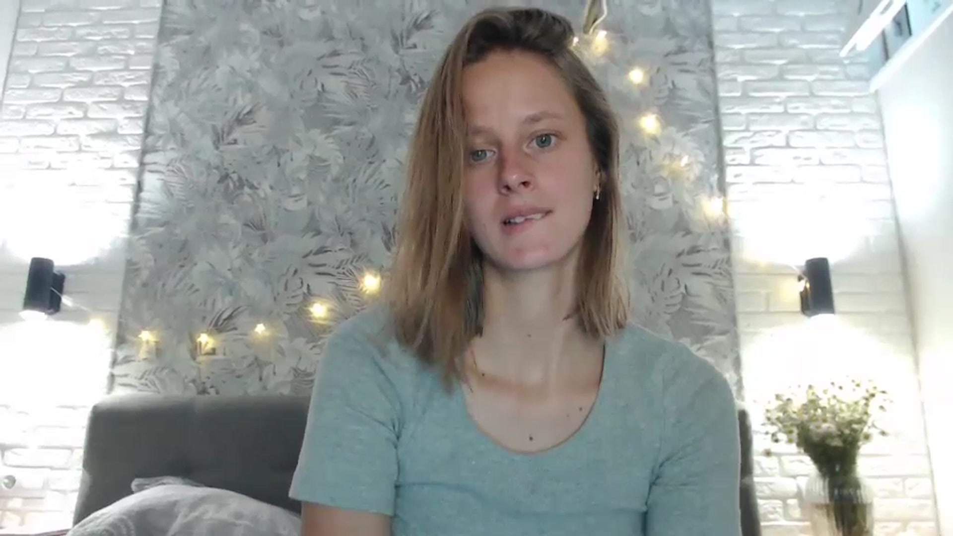 Gallery image thumbnail from mimiMILFal's myfreecams stream on, 08/04/2024, 08:34 image 13 of 20