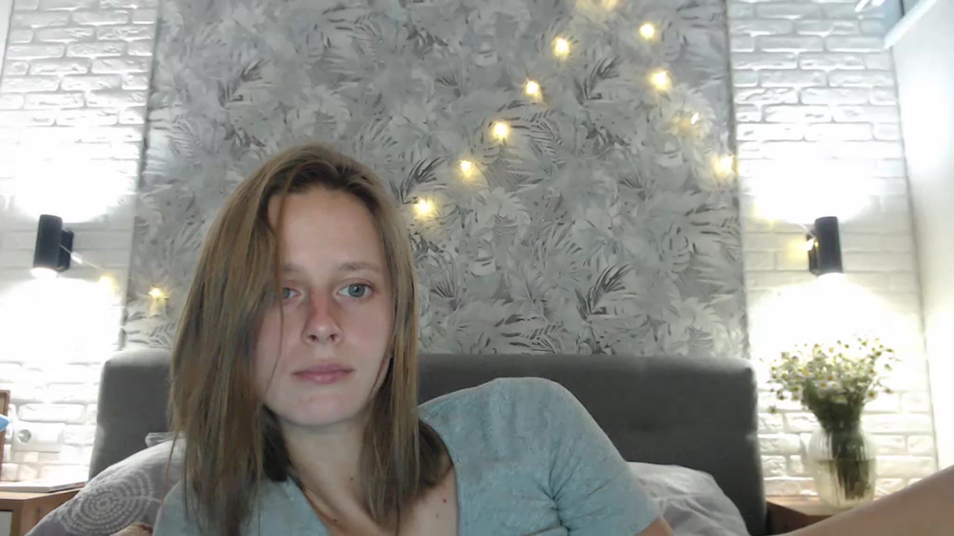Gallery image thumbnail from mimiMILFal's myfreecams stream on, 08/04/2024, 08:34 image 17 of 20