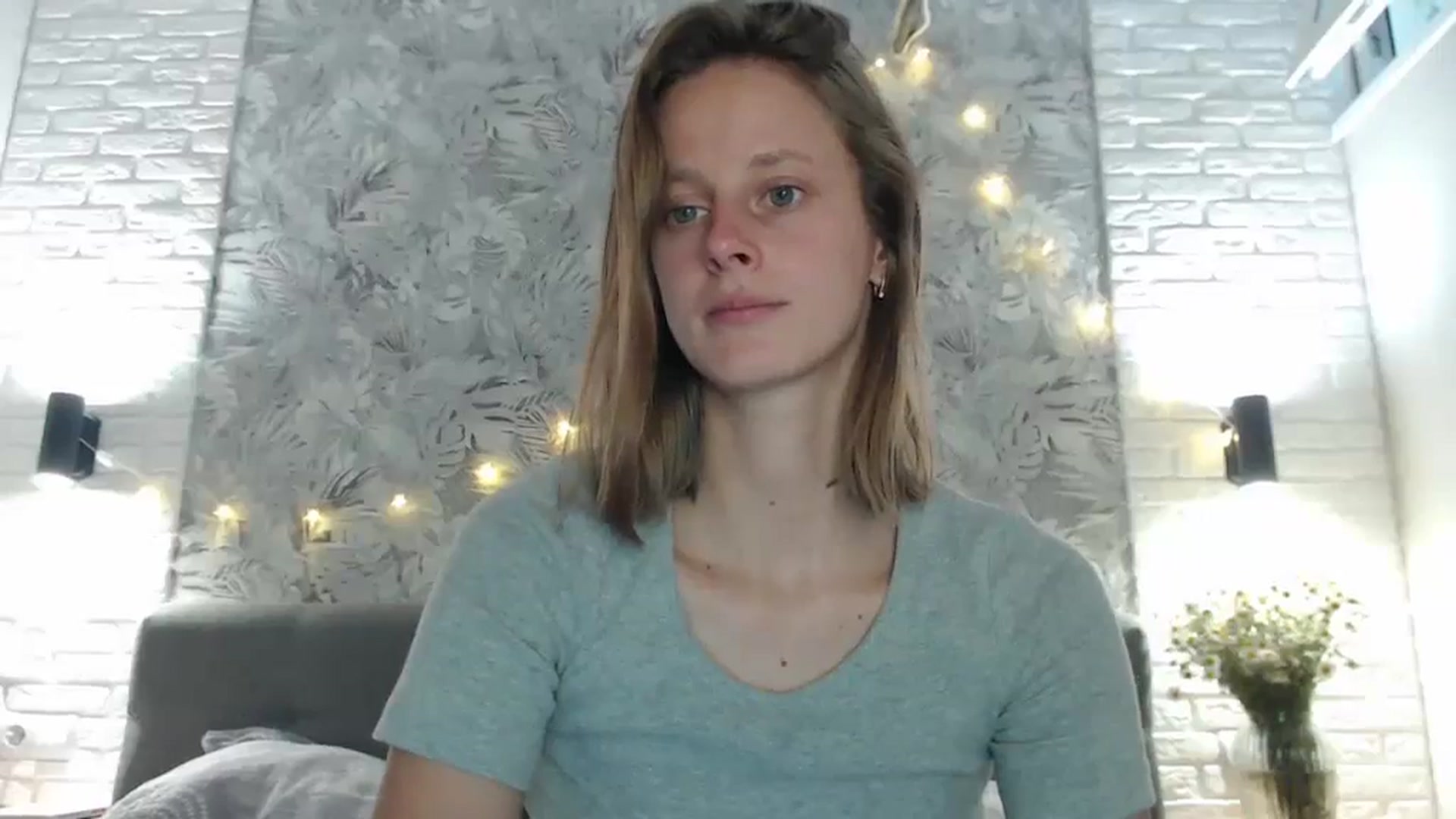 Gallery image thumbnail from mimiMILFal's myfreecams stream on, 08/04/2024, 08:34 image 14 of 20