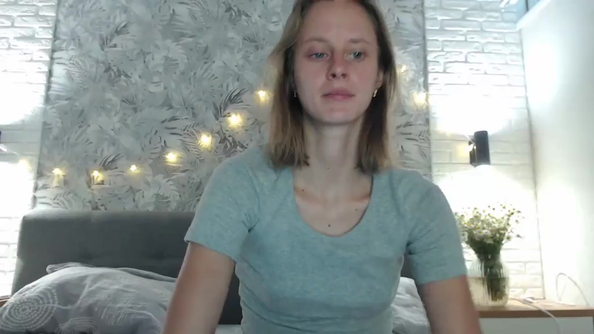 Gallery image thumbnail from mimiMILFal's myfreecams stream on, 08/04/2024, 08:34 image 3 of 20