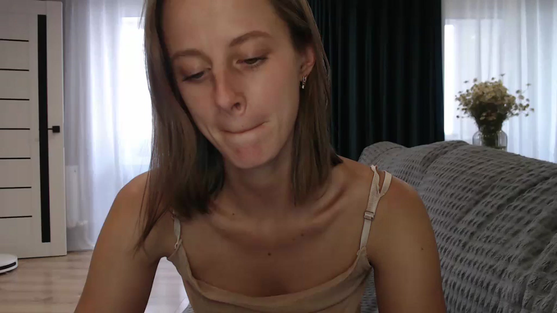 Gallery image thumbnail from mimiMILFal's myfreecams stream on, 08/07/2024, 15:29 image 1 of 20
