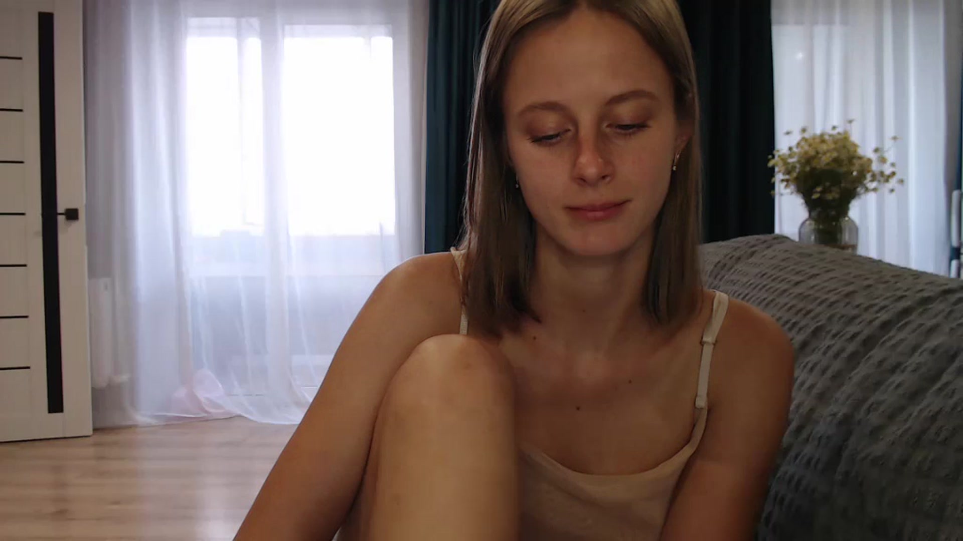 Gallery image thumbnail from mimiMILFal's myfreecams stream on, 08/07/2024, 15:29 image 18 of 20