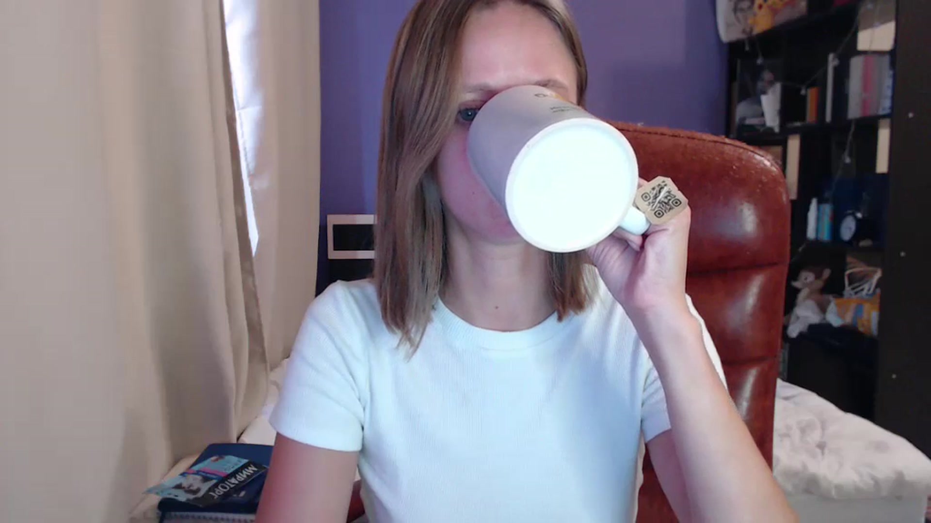 Gallery image thumbnail from mimiMILFal's myfreecams stream on, 08/09/2024, 13:17 image 10 of 20