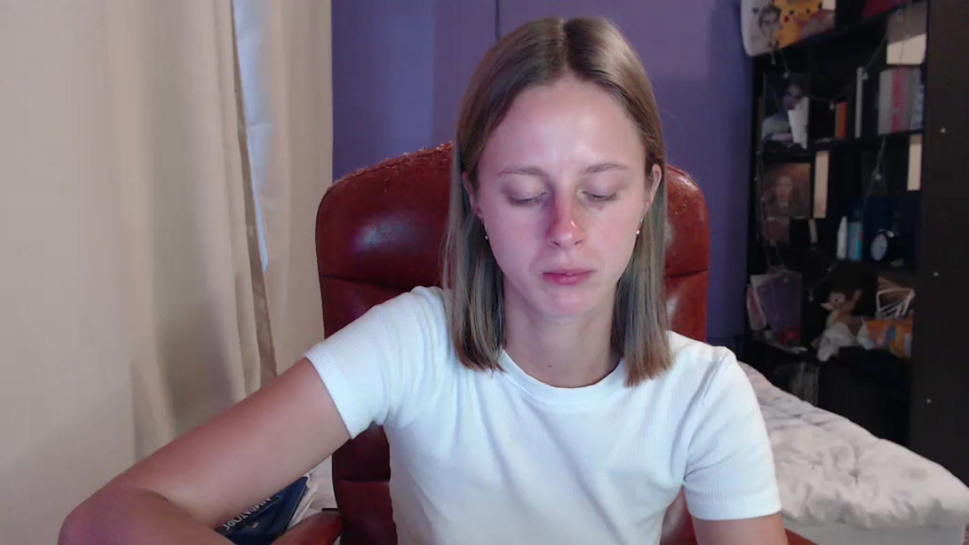 Gallery image thumbnail from mimiMILFal's myfreecams stream on, 08/09/2024, 13:17 image 4 of 20