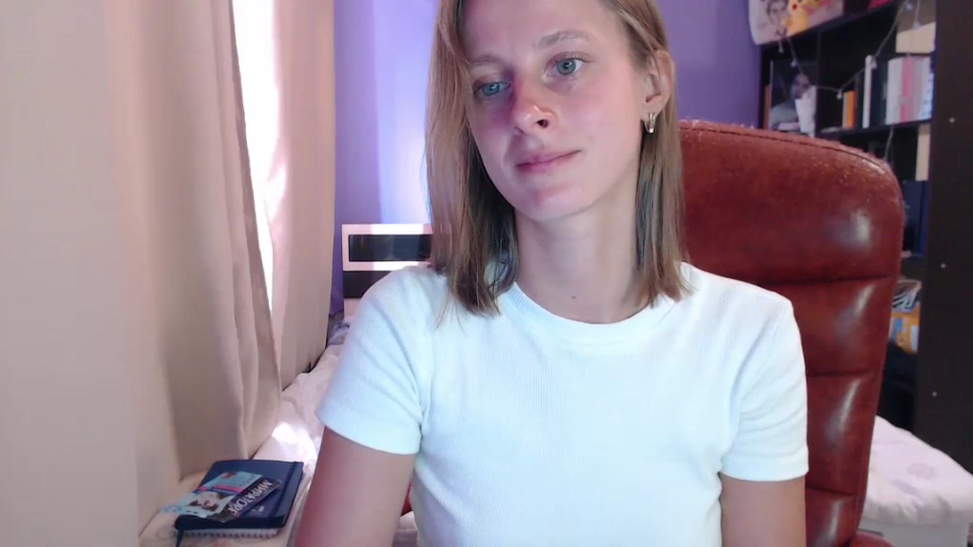 Gallery image thumbnail from mimiMILFal's myfreecams stream on, 08/09/2024, 13:49 image 4 of 20