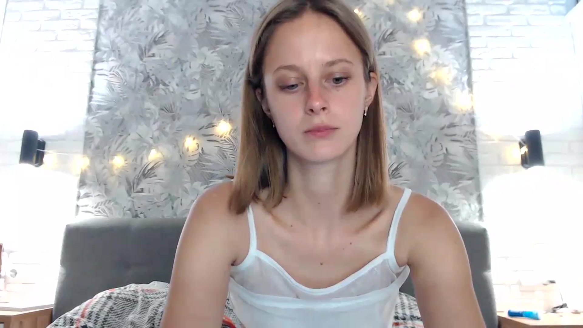 Gallery image thumbnail from mimiMILFal's myfreecams stream on, 08/13/2024, 09:28 image 7 of 20