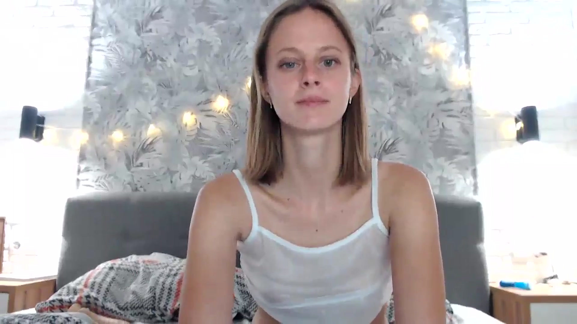 Gallery image thumbnail from mimiMILFal's myfreecams stream on, 08/13/2024, 09:28 image 12 of 20