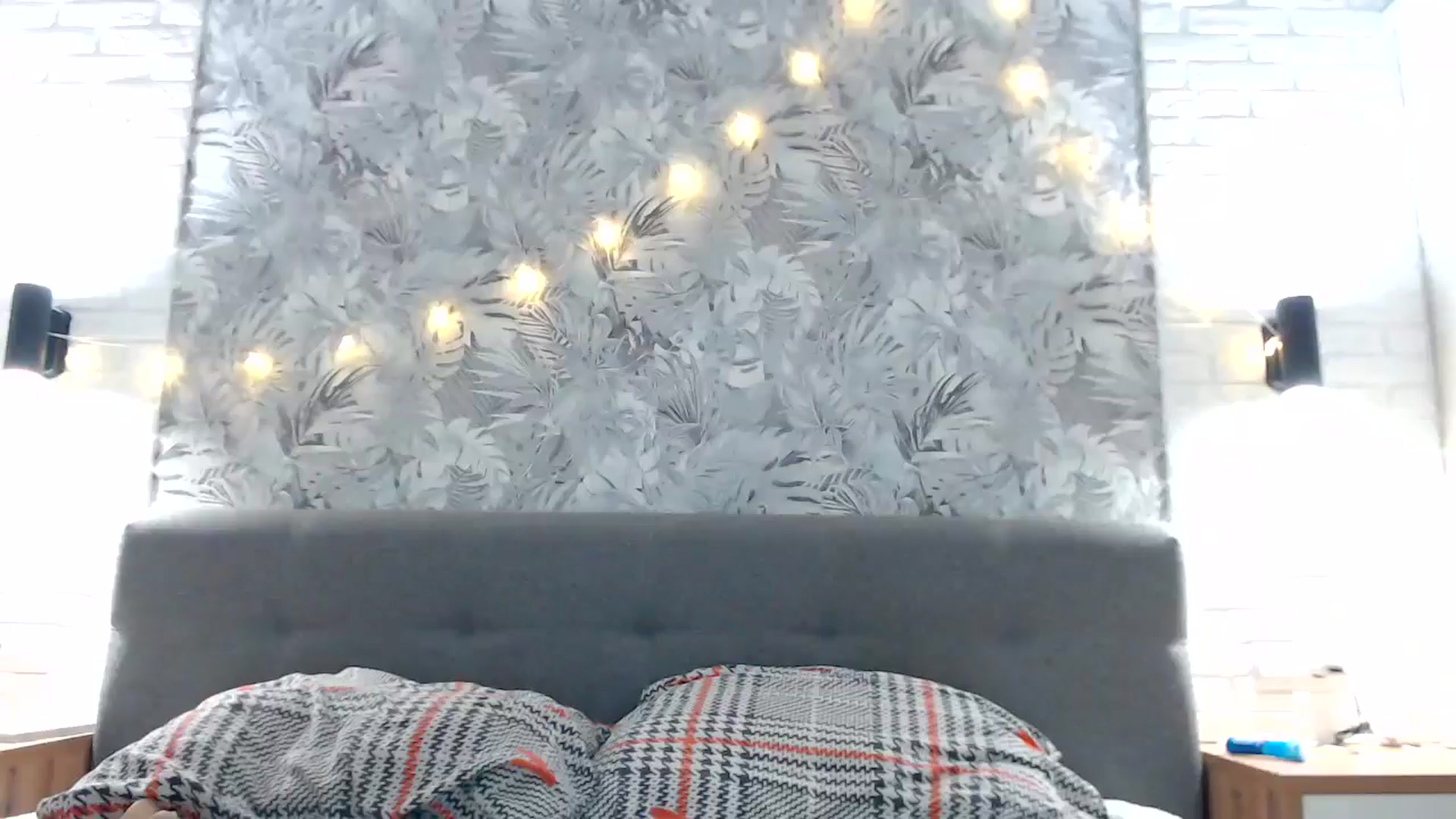 Gallery image thumbnail from mimiMILFal's myfreecams stream on, 08/13/2024, 09:28 image 17 of 20