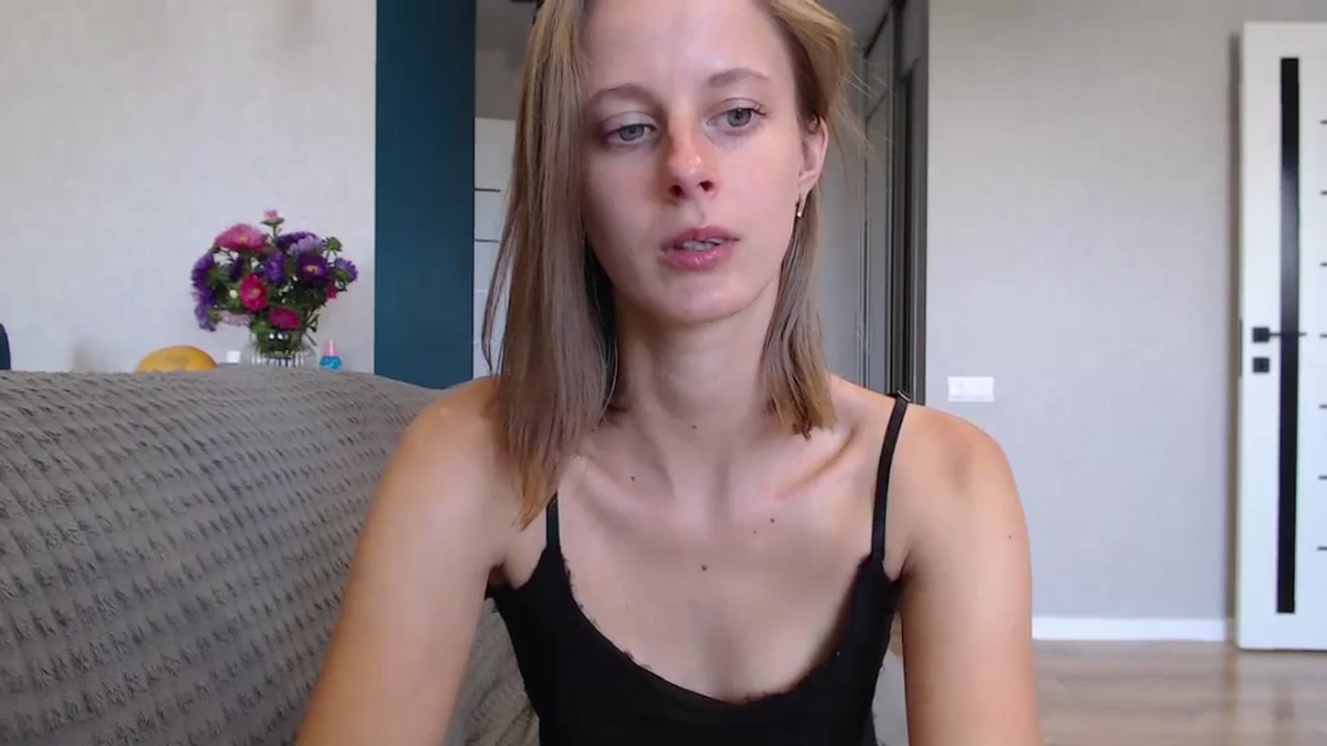 Gallery image thumbnail from mimiMILFal's myfreecams stream on, 08/25/2024, 11:01 image 7 of 20