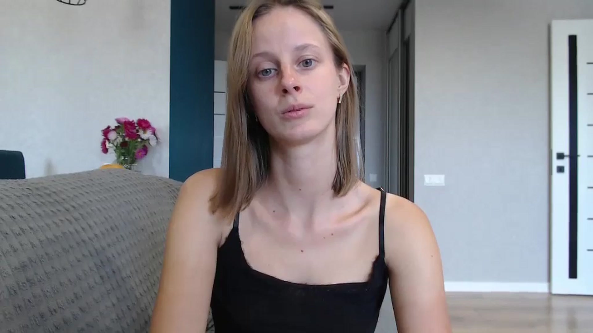 Gallery image thumbnail from mimiMILFal's myfreecams stream on, 08/29/2024, 12:58 image 9 of 20