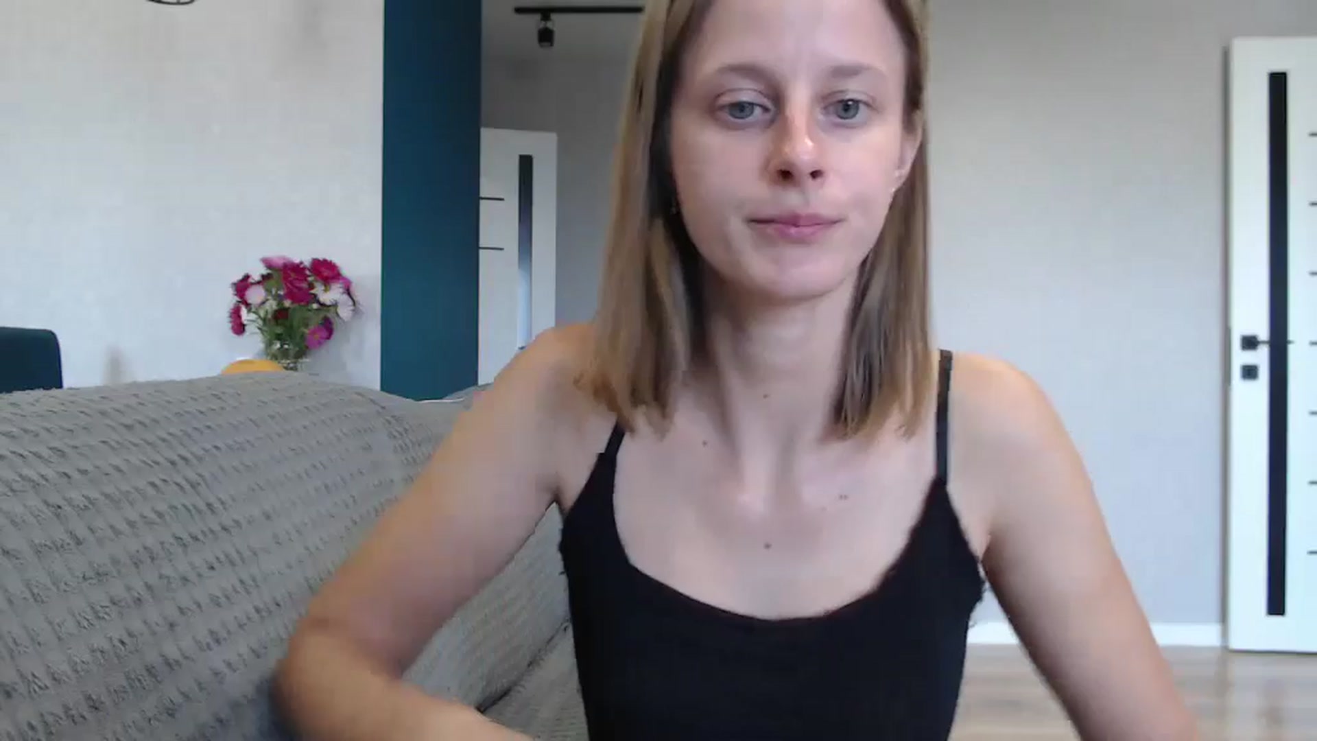 Gallery image thumbnail from mimiMILFal's myfreecams stream on, 08/29/2024, 14:01 image 14 of 20