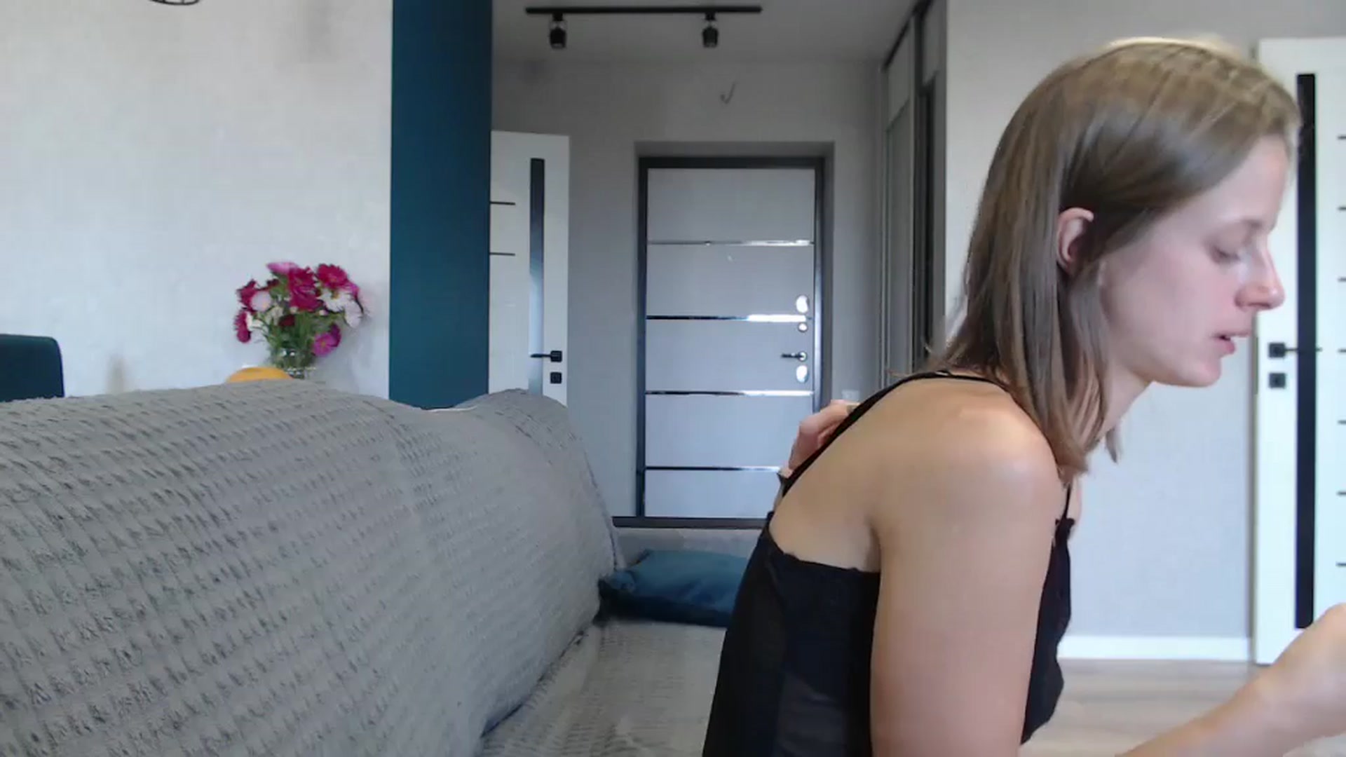 Gallery image thumbnail from mimiMILFal's myfreecams stream on, 08/29/2024, 14:01 image 10 of 20