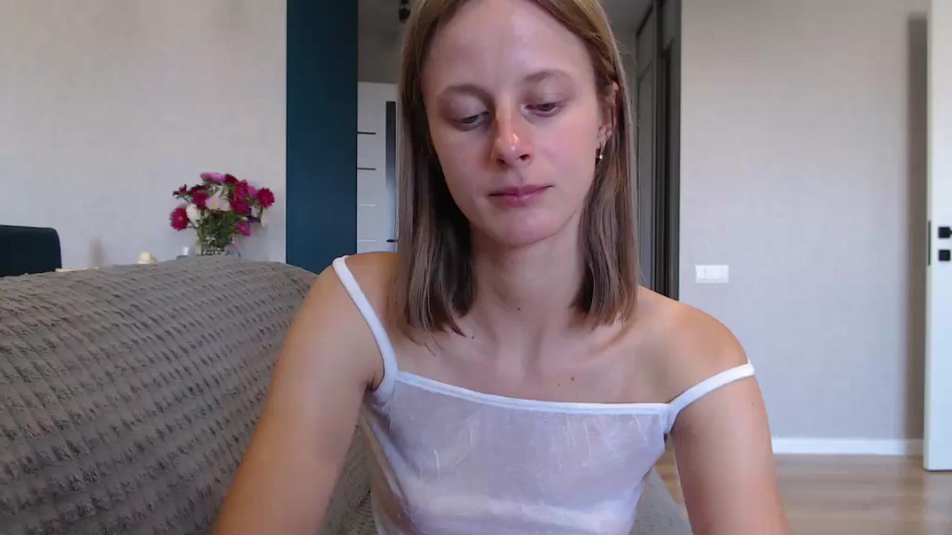 Gallery image thumbnail from mimiMILFal's myfreecams stream on, 08/30/2024, 13:05 image 14 of 20