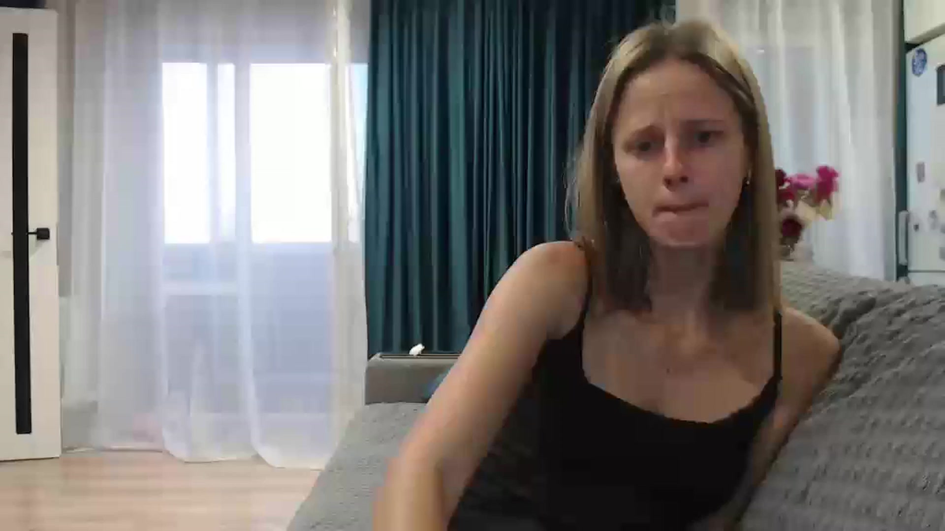 Gallery image thumbnail from mimiMILFal's myfreecams stream on, 08/31/2024, 15:55 image 2 of 20