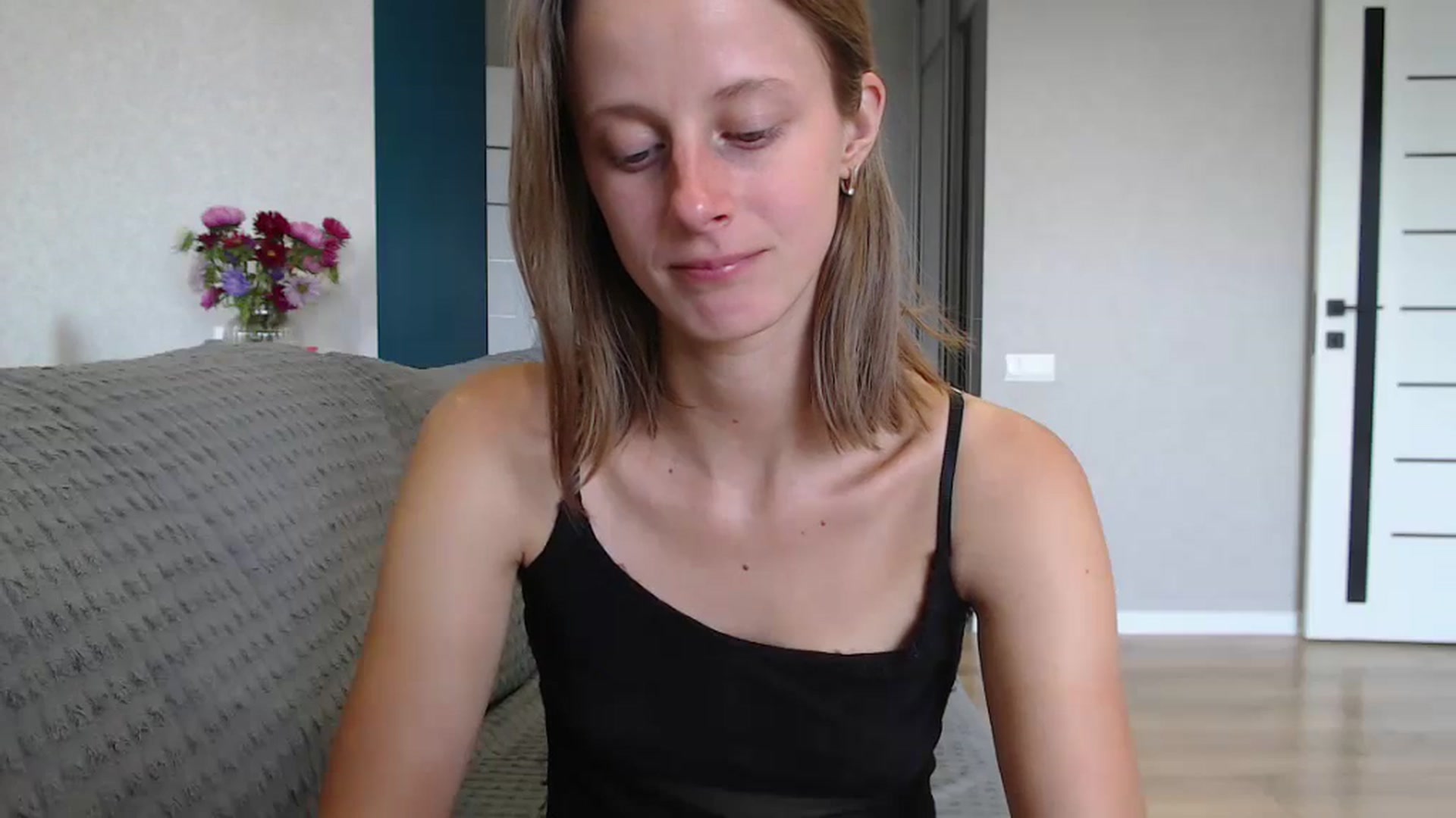 Gallery image thumbnail from mimiMILFal's myfreecams stream on, 09/03/2024, 09:29 image 10 of 20