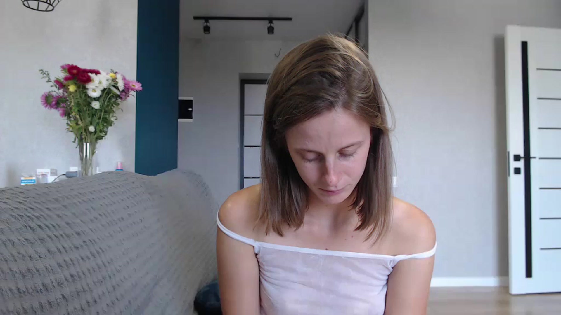 Gallery image thumbnail from mimiMILFal's myfreecams stream on, 09/12/2024, 13:10 image 14 of 20