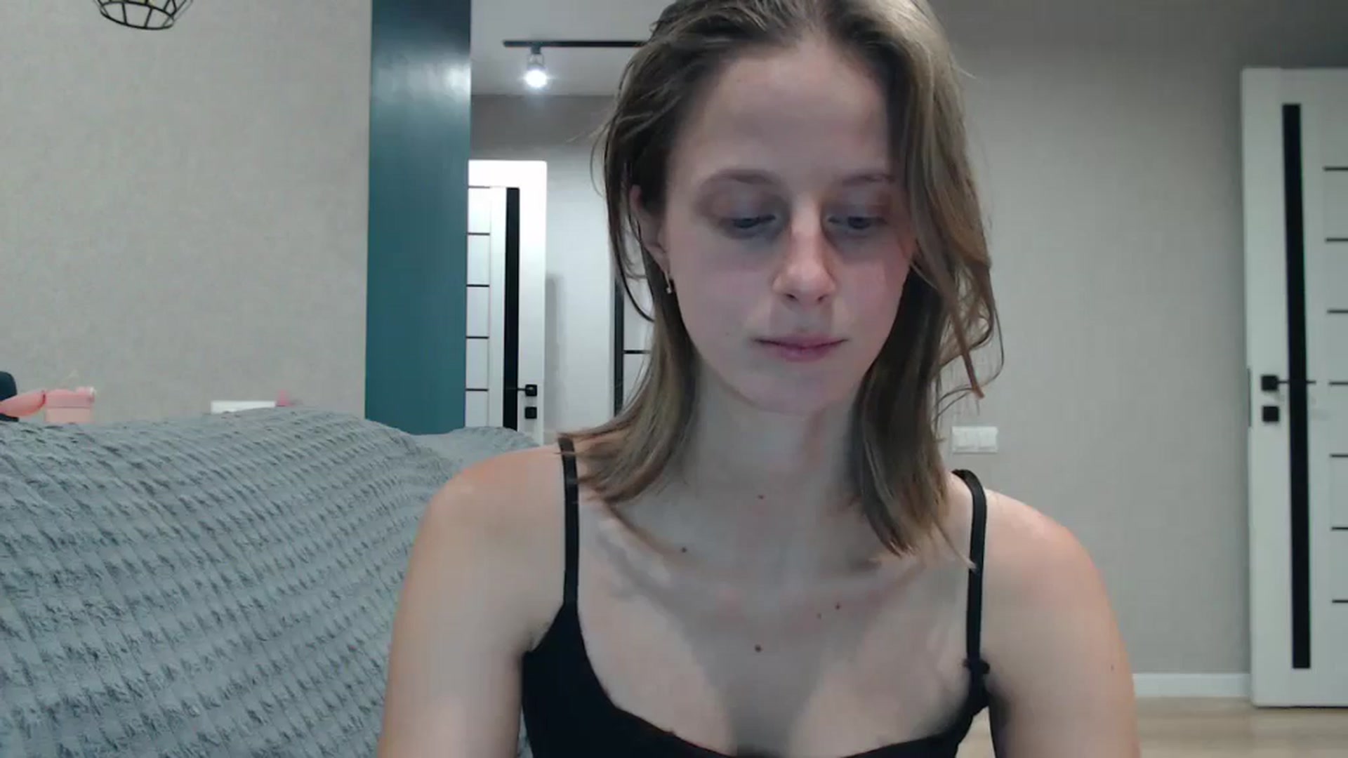Gallery image thumbnail from mimiMILFal's myfreecams stream on, 10/01/2024, 15:26 image 12 of 20