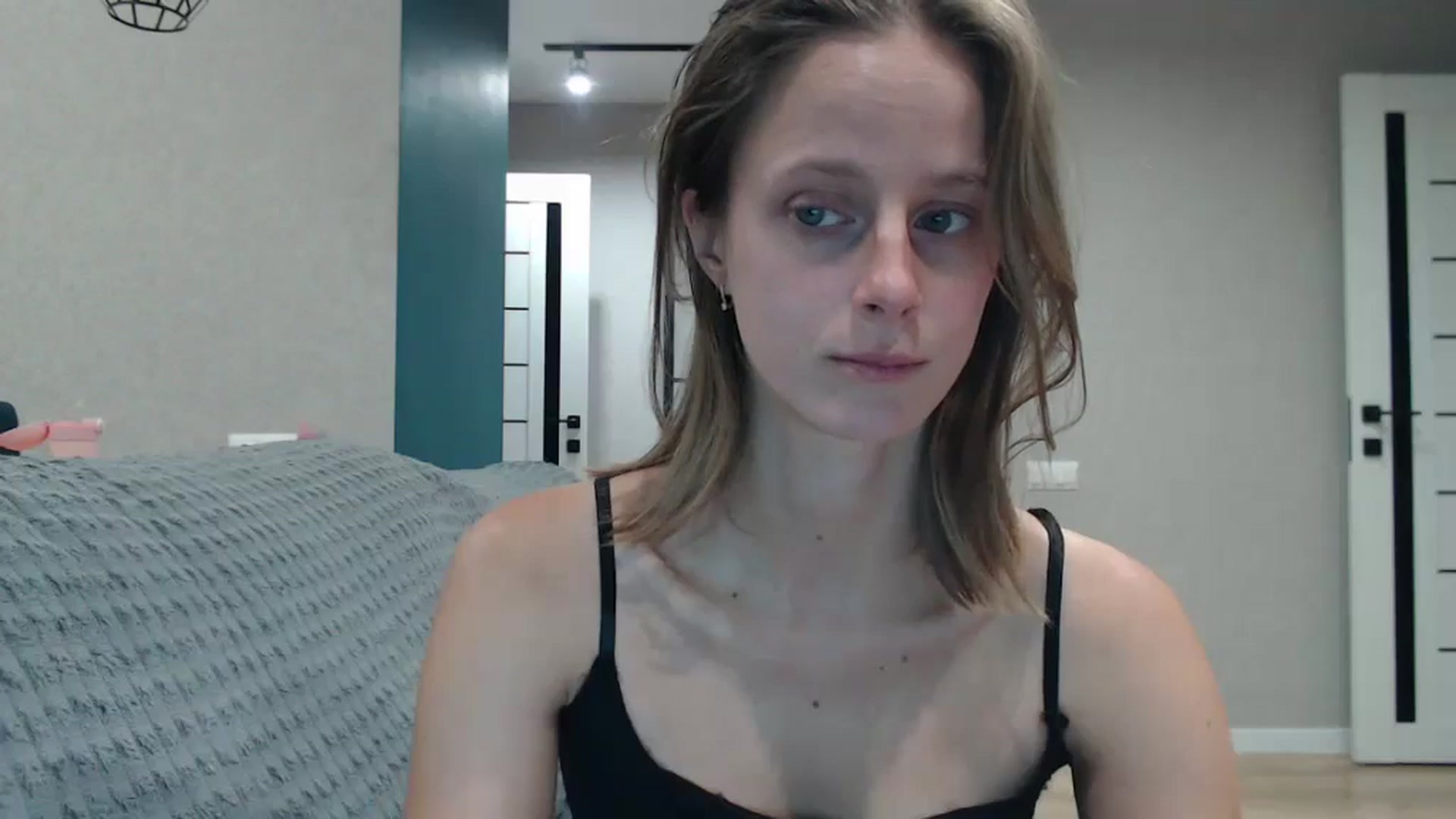 Gallery image thumbnail from mimiMILFal's myfreecams stream on, 10/01/2024, 15:26 image 13 of 20