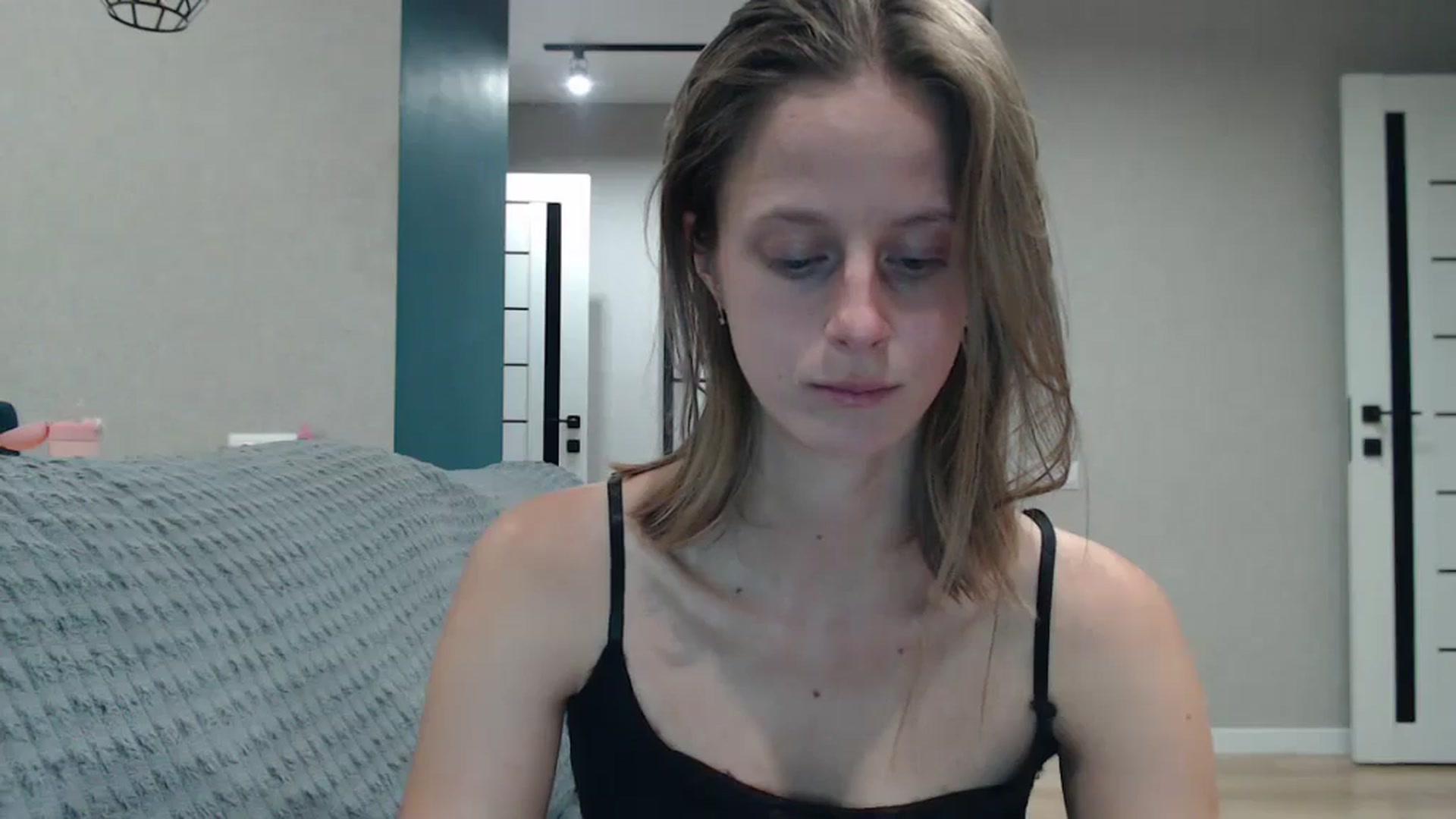 Gallery image thumbnail from mimiMILFal's myfreecams stream on, 10/01/2024, 15:26 image 16 of 20