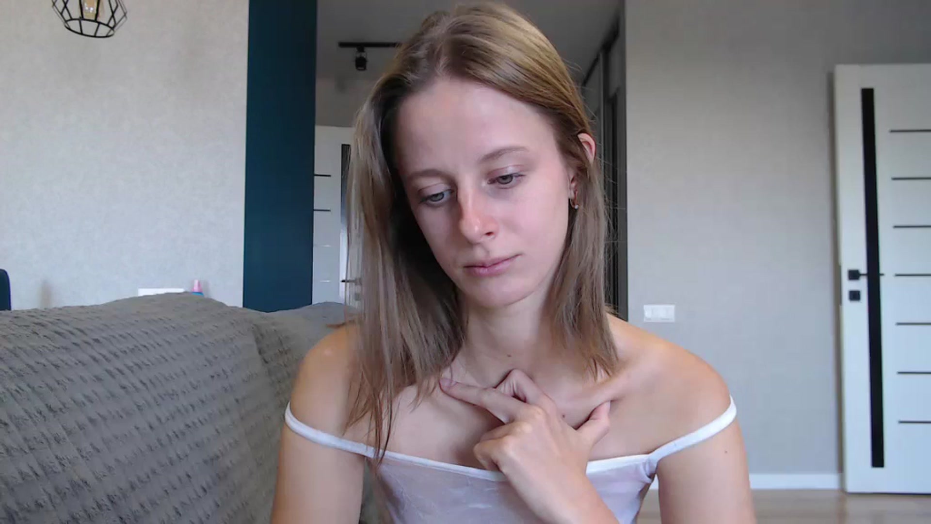 Gallery image thumbnail from mimiMILFal's myfreecams stream on, 10/04/2024, 07:50 image 14 of 20