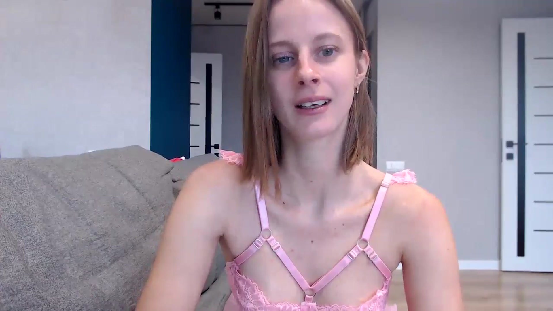 Gallery image thumbnail from mimiMILFal's myfreecams stream on, 11/22/2024, 08:51 image 10 of 20