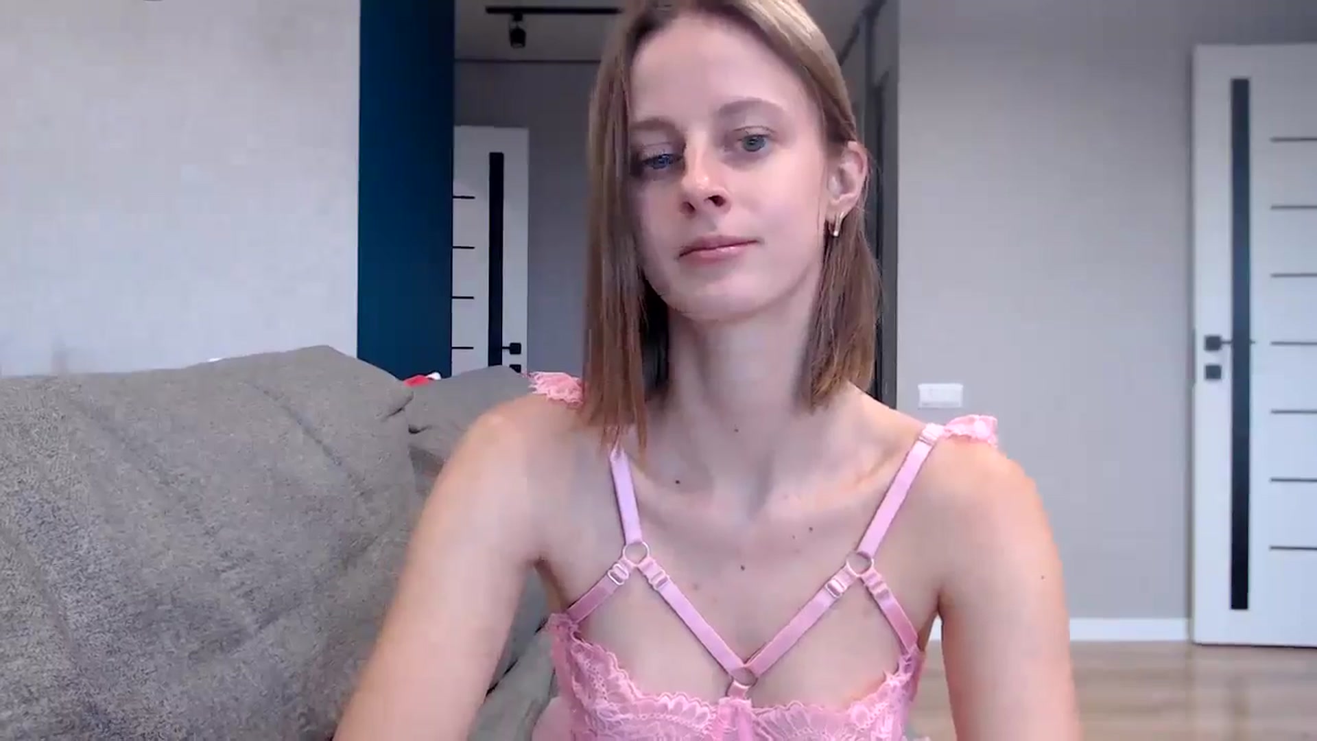 Gallery image thumbnail from mimiMILFal's myfreecams stream on, 11/22/2024, 08:51 image 15 of 20