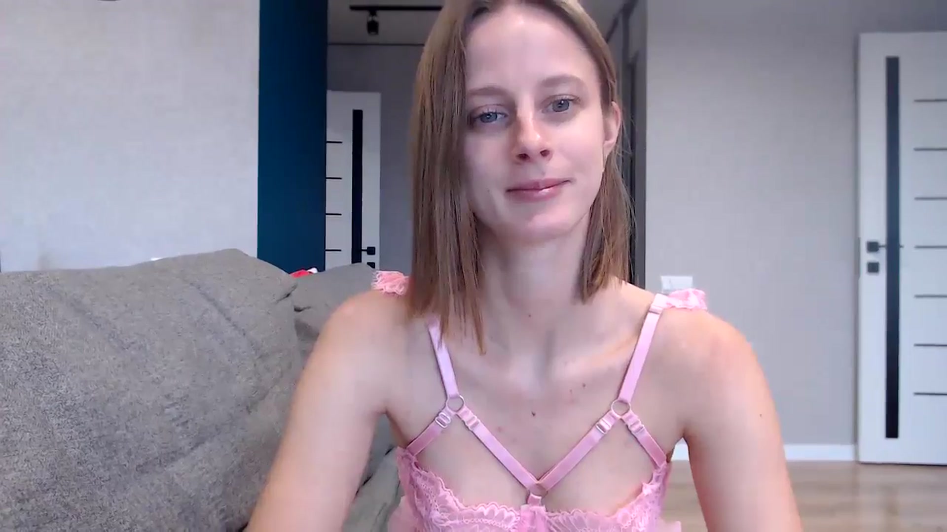 Gallery image thumbnail from mimiMILFal's myfreecams stream on, 11/22/2024, 08:51 image 8 of 20