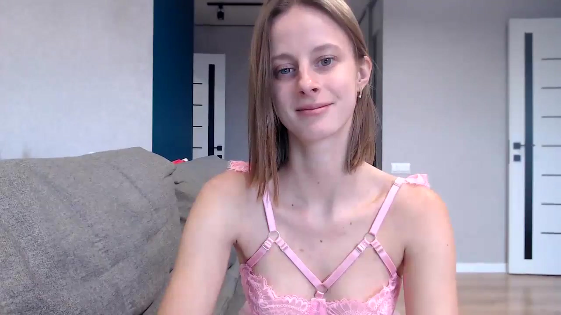 Gallery image thumbnail from mimiMILFal's myfreecams stream on, 11/22/2024, 08:51 image 18 of 20
