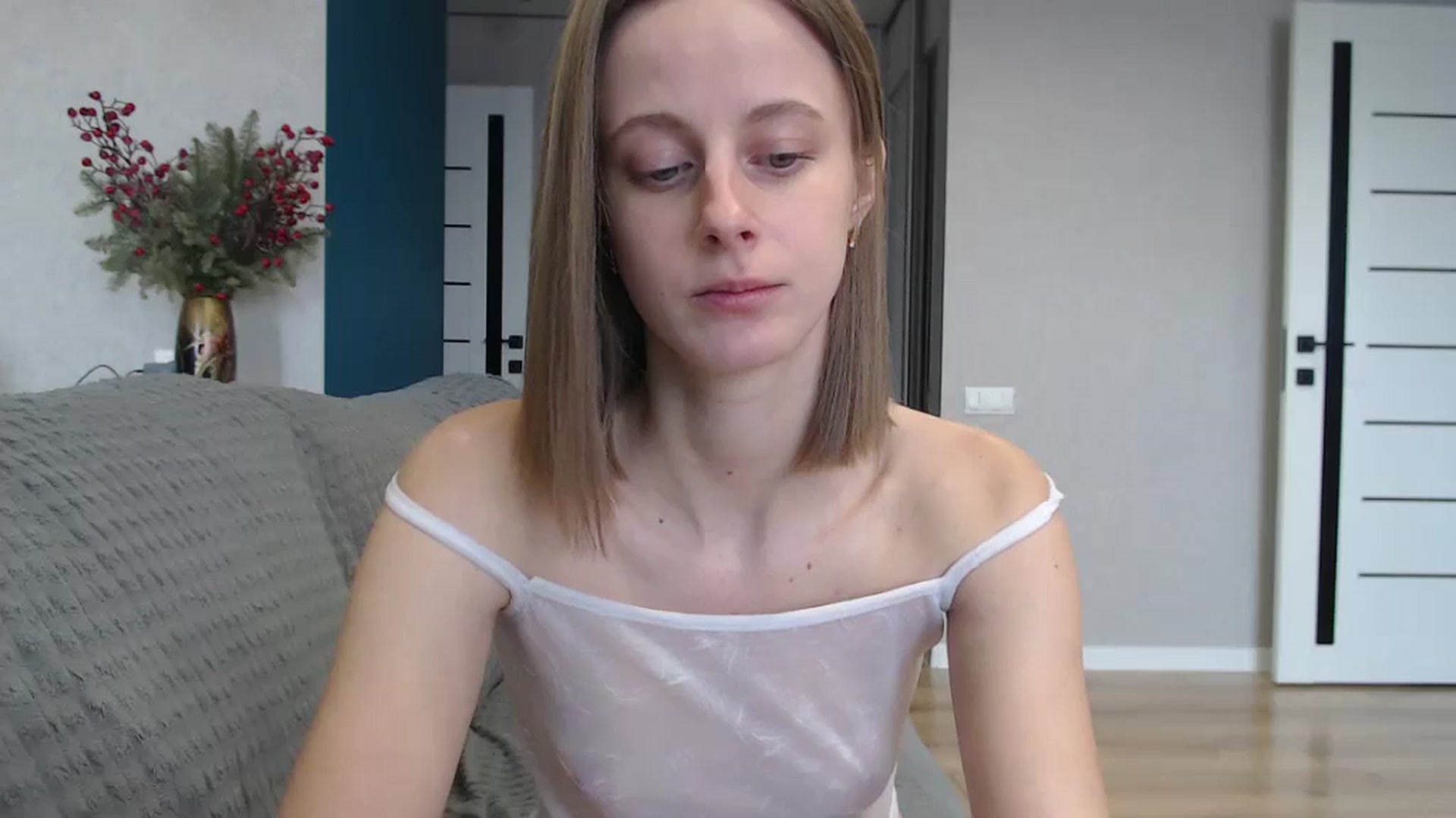 Gallery image thumbnail from mimiMILFal's myfreecams stream on, 12/18/2024, 08:33 image 3 of 20